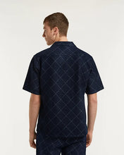 Afbeelding in Gallery-weergave laden, DENHAM BOWLING SHIRT INDIGO JACQUARD - Dark Blue