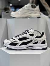 Afbeelding in Gallery-weergave laden, MERCER RE-RUN CITY NAVY/WHITE