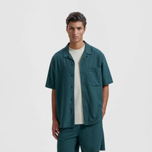 Afbeelding in Gallery-weergave laden, ØLÅF Linen Camp SS Shirt Dark Green